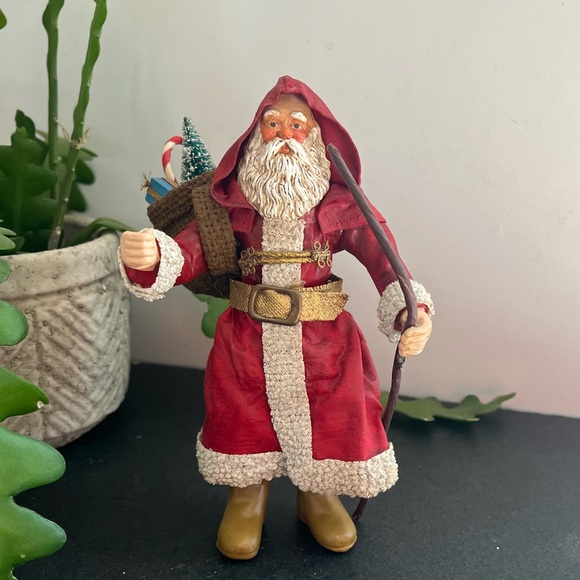 Vintage Santa Figurine Paper Mache Taiwan R.O.C - Picture 2 of 8